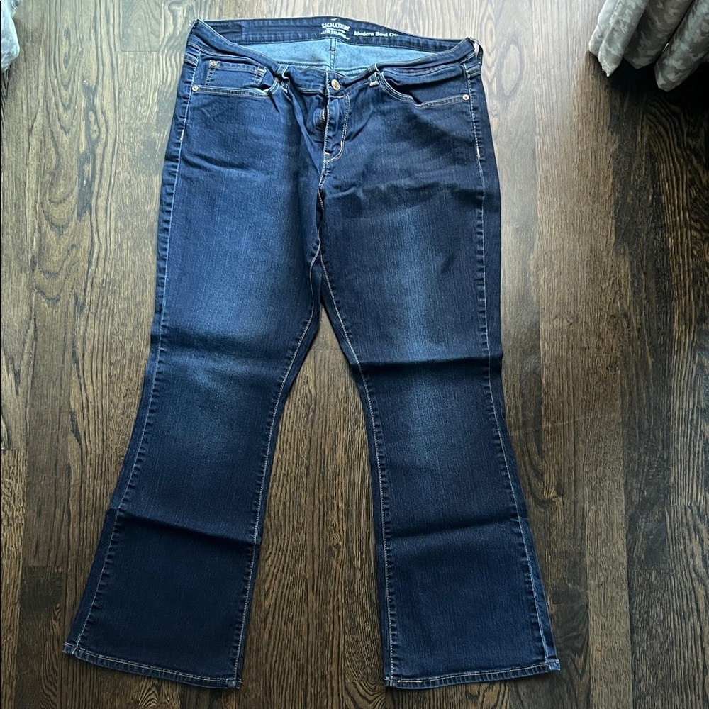 Signature by Levi Strauss Dark Blue Modern Boot Cut Jeans